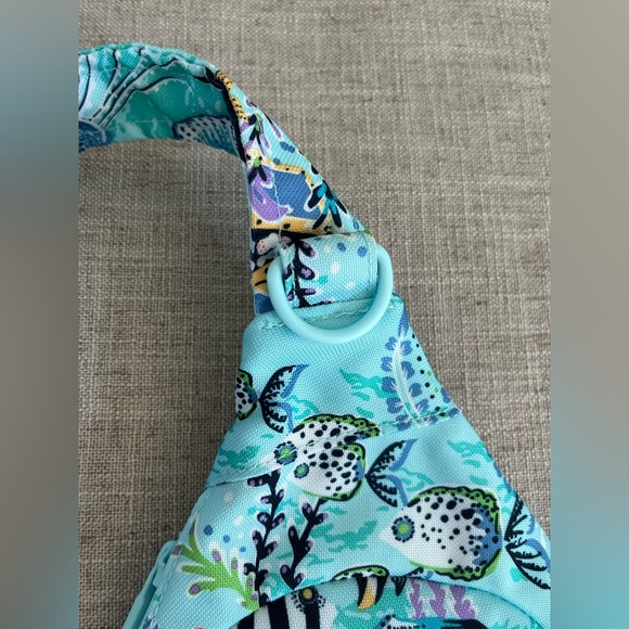 VERA BRADLEY ESSENTIAL SLING BACKPACK BAG ANTILLES TREASURE FISH Sea Ocean Aqua - Picture 16 of 16